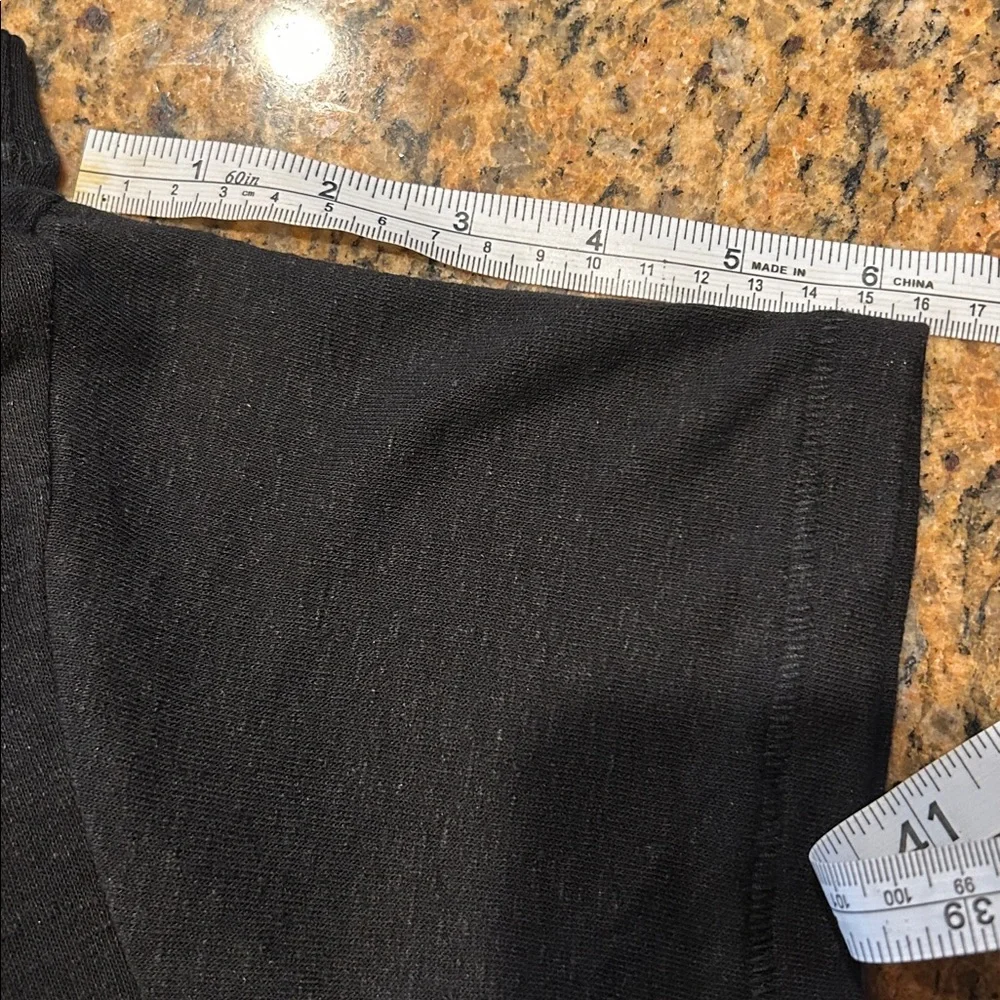 2 NWT Tall Gap Linen Crop Tees - Picture 10 of 11